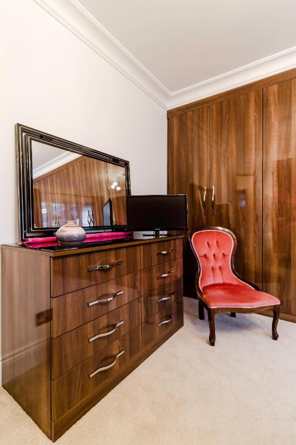 Brooklyn House Hotel Barnet kerület Kültér fotó